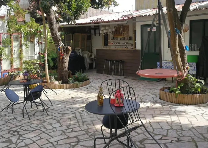 Lxroller Quionga Gardens Gæstehus