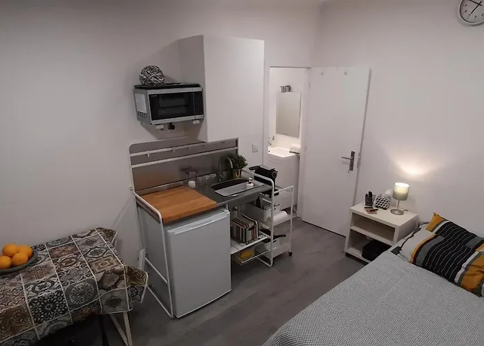 Lxroller Quionga Gardens Gæstehus 3*