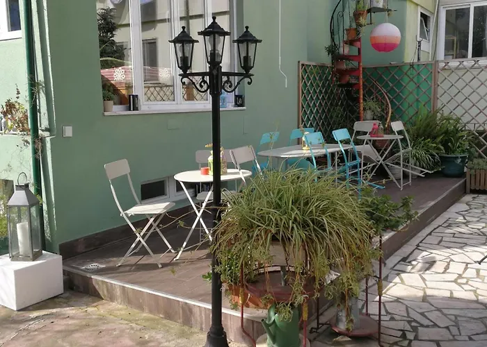 Lxroller Quionga Gardens Gasthuis