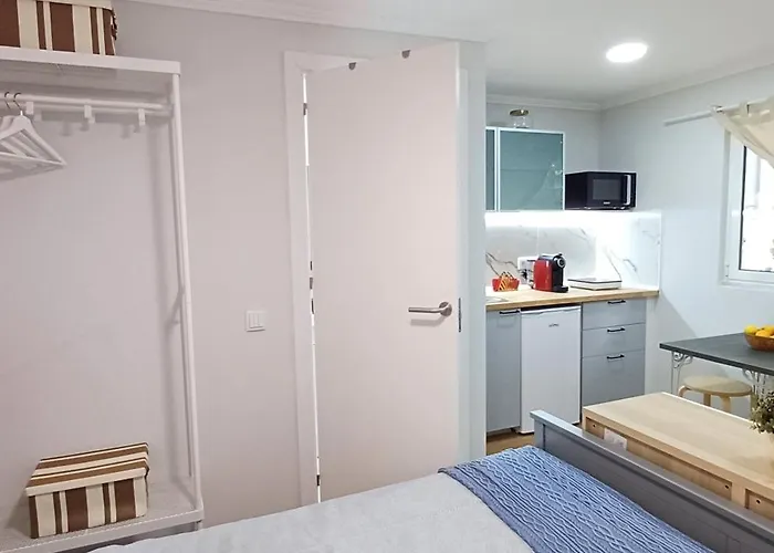 Lxroller Quionga Gardens Guest house Lisbon