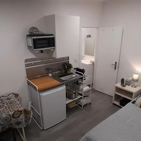 Lxroller Quionga Gardens Guest house 3*