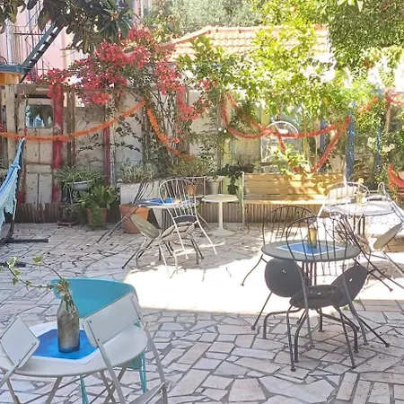 Guest house Lxroller Quionga Gardens 3*
